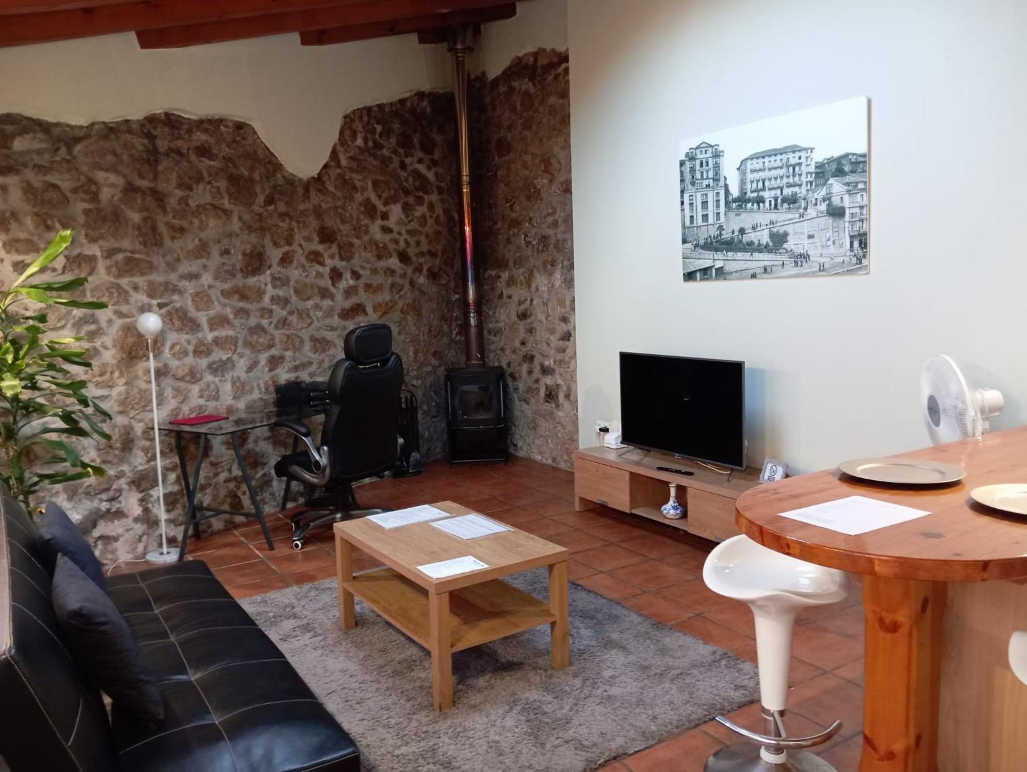 Apartamentos Las Cuadras De Estanos Muriedas ภายนอก รูปภาพ