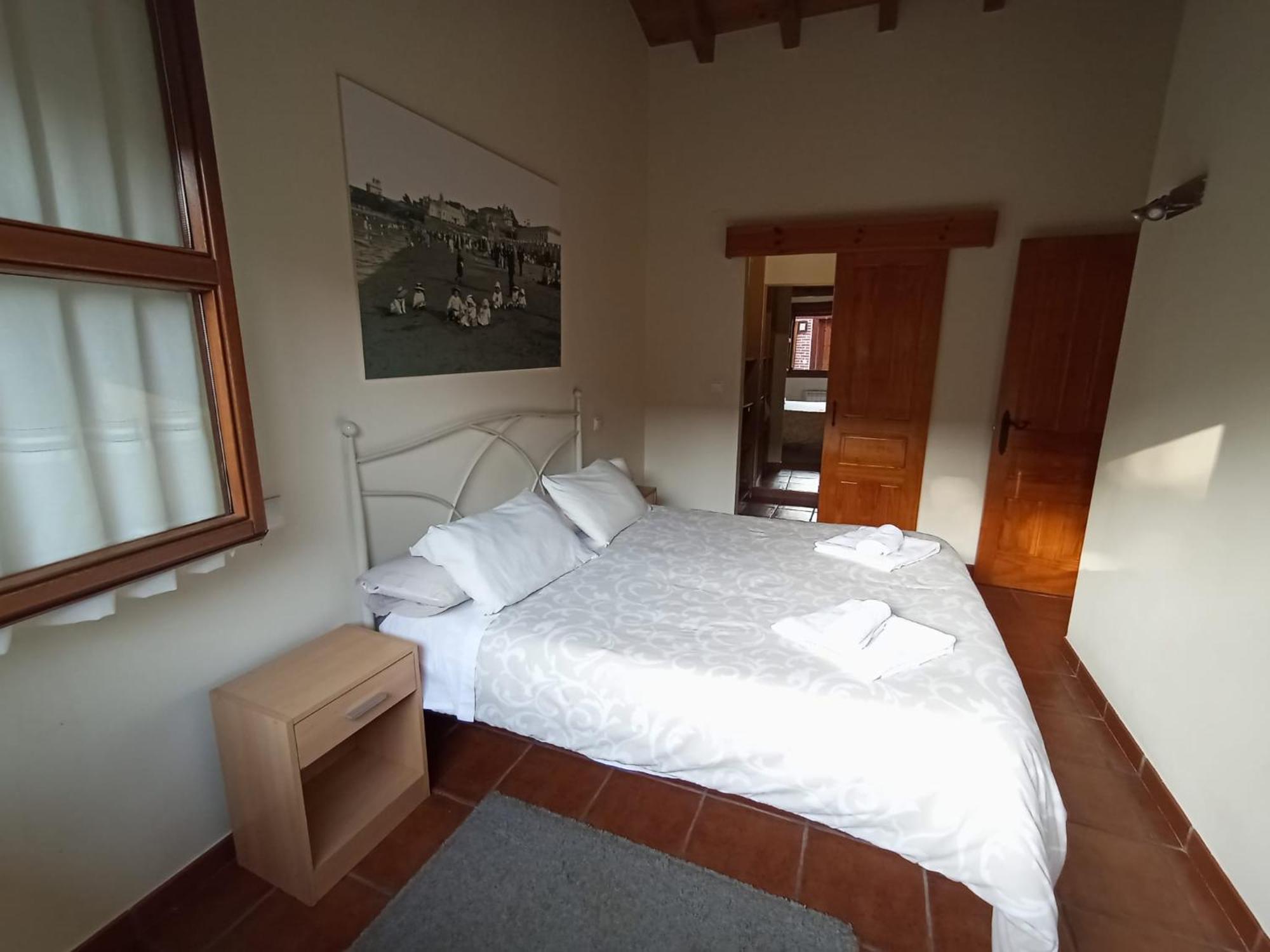 Apartamentos Las Cuadras De Estanos Muriedas ภายนอก รูปภาพ